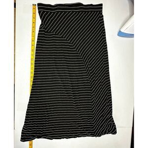 MANGO - Woman's Black & White Slit Hem Striped Skirt Size Small